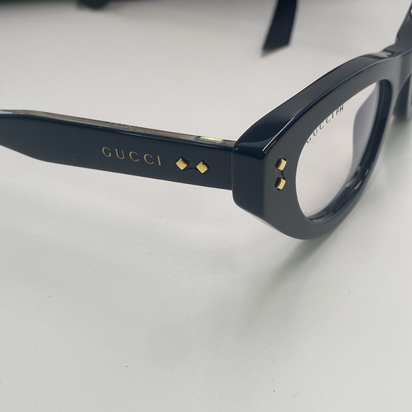 New Authentic Gucci Clear Photocromatic Cat Eye Ladies Sunglasses GG1083S 001 - Picture 9 of 17
